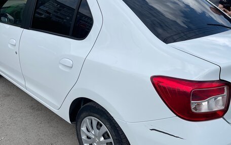 Renault Logan II, 2020 год, 650 000 рублей, 3 фотография