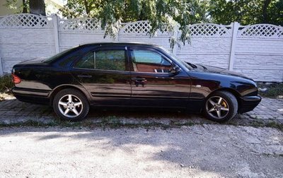 Mercedes-Benz E-Класс, 1999 год, 570 000 рублей, 1 фотография