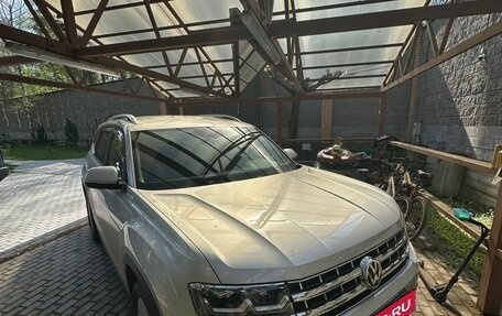 Volkswagen Teramont I, 2018 год, 3 650 000 рублей, 3 фотография