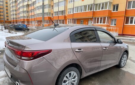 KIA Rio IV, 2020 год, 1 800 000 рублей, 2 фотография