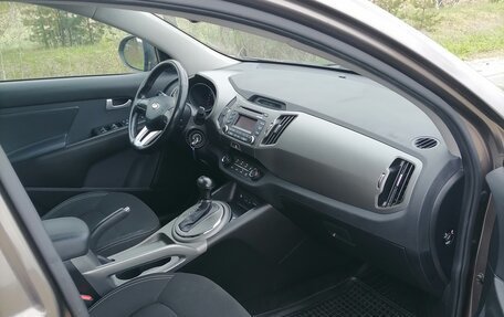 KIA Sportage III, 2014 год, 1 350 000 рублей, 10 фотография