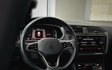 Volkswagen Tiguan II, 2021 год, 3 680 000 рублей, 8 фотография