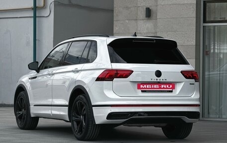 Volkswagen Tiguan II, 2021 год, 3 680 000 рублей, 6 фотография