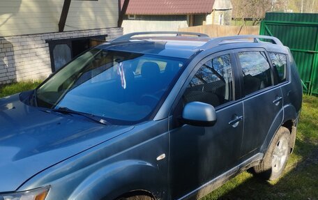 Mitsubishi Outlander III рестайлинг 3, 2008 год, 670 000 рублей, 11 фотография