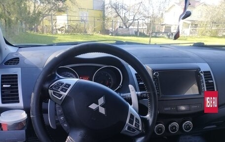 Mitsubishi Outlander III рестайлинг 3, 2008 год, 670 000 рублей, 5 фотография