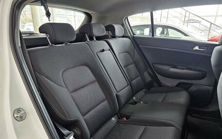 KIA Sportage IV рестайлинг, 2019 год, 2 499 000 рублей, 18 фотография
