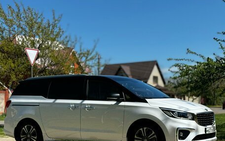 KIA Carnival III, 2019 год, 3 400 000 рублей, 4 фотография