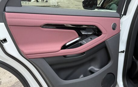 Land Rover Range Rover Evoque II, 2024 год, 5 860 000 рублей, 15 фотография