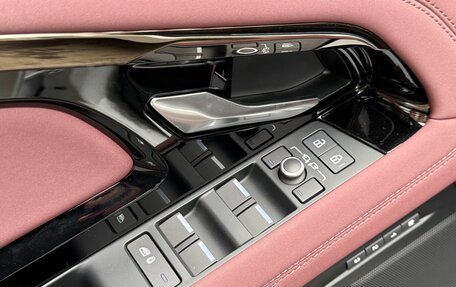 Land Rover Range Rover Evoque II, 2024 год, 5 860 000 рублей, 19 фотография