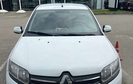 Renault Logan II, 2018 год, 725 000 рублей, 2 фотография