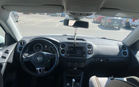 Volkswagen Tiguan I, 2015 год, 2 100 000 рублей, 13 фотография
