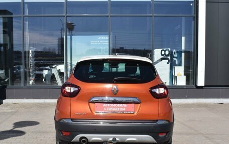 Renault Kaptur I рестайлинг, 2017 год, 1 360 000 рублей, 6 фотография