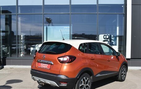 Renault Kaptur I рестайлинг, 2017 год, 1 360 000 рублей, 5 фотография