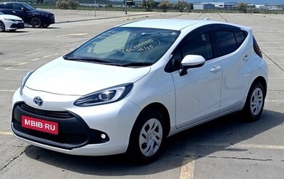 Toyota Aqua, 2021 год, 1 400 000 рублей, 1 фотография