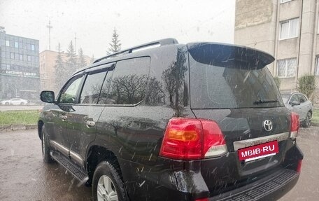 Toyota Land Cruiser 200, 2013 год, 3 900 000 рублей, 3 фотография