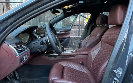 BMW 7 серия, 2022 год, 8 250 000 рублей, 12 фотография