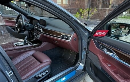 BMW 7 серия, 2022 год, 8 250 000 рублей, 15 фотография