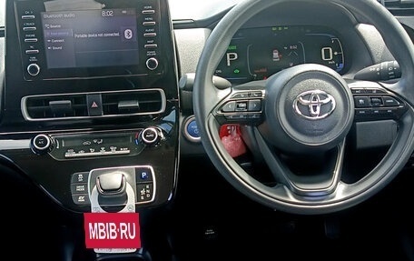 Toyota Aqua, 2021 год, 1 400 000 рублей, 6 фотография