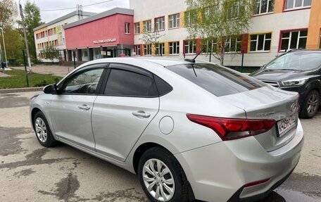Hyundai Solaris II рестайлинг, 2018 год, 1 050 000 рублей, 5 фотография