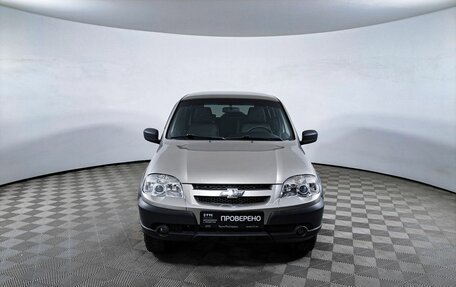 Chevrolet Niva I рестайлинг, 2018 год, 739 000 рублей, 2 фотография