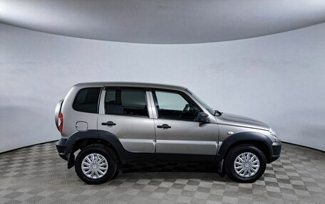 Chevrolet Niva I рестайлинг, 2018 год, 739 000 рублей, 5 фотография