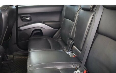 Mitsubishi Outlander III рестайлинг 3, 2007 год, 846 000 рублей, 7 фотография