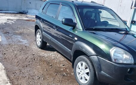 Hyundai Tucson III, 2006 год, 855 000 рублей, 2 фотография