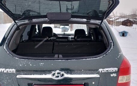 Hyundai Tucson III, 2006 год, 855 000 рублей, 3 фотография