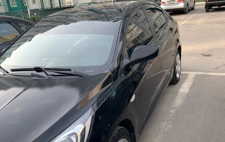 Hyundai Solaris II рестайлинг, 2011 год, 650 000 рублей, 10 фотография