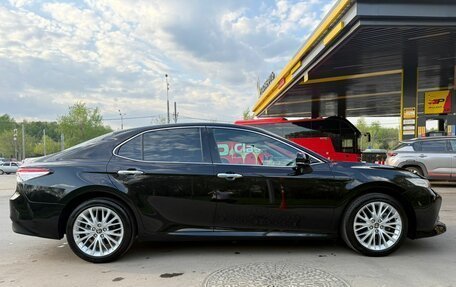 Toyota Camry, 2020 год, 3 200 000 рублей, 4 фотография