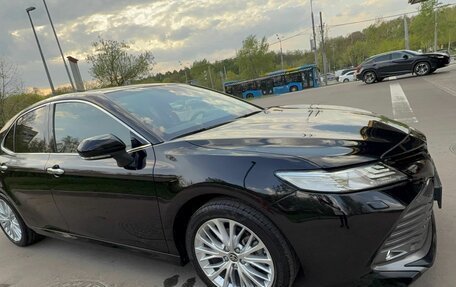 Toyota Camry, 2020 год, 3 200 000 рублей, 7 фотография