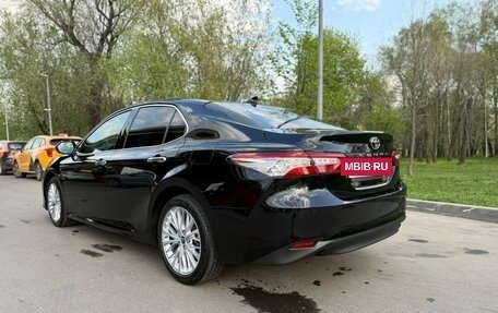 Toyota Camry, 2020 год, 3 200 000 рублей, 8 фотография