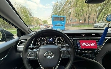 Toyota Camry, 2020 год, 3 200 000 рублей, 14 фотография