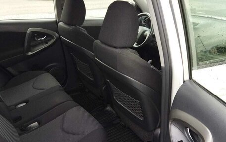 Toyota RAV4, 2012 год, 1 690 000 рублей, 22 фотография