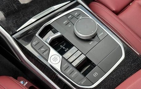 BMW 3 серия, 2024 год, 5 200 000 рублей, 10 фотография