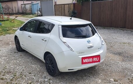 Nissan Leaf I, 2016 год, 920 000 рублей, 2 фотография