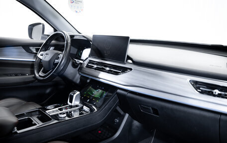 Chery Tiggo 8 Pro, 2022 год, 2 199 000 рублей, 17 фотография