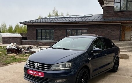 Volkswagen Polo VI (EU Market), 2016 год, 1 250 000 рублей, 1 фотография