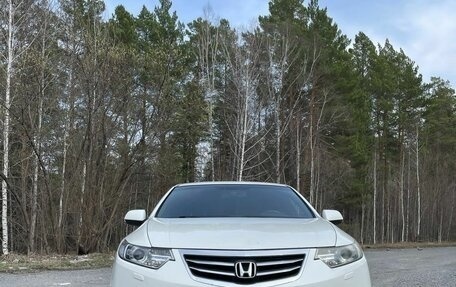Honda Accord VIII рестайлинг, 2012 год, 1 630 000 рублей, 3 фотография