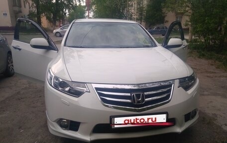 Honda Accord VIII рестайлинг, 2012 год, 1 630 000 рублей, 13 фотография