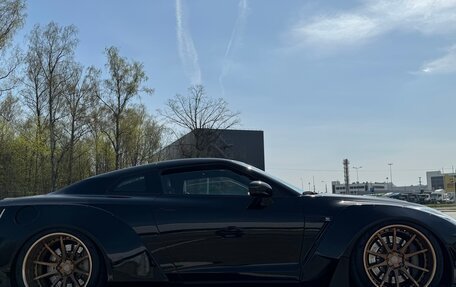 Nissan GT-R, 2011 год, 15 555 555 рублей, 3 фотография