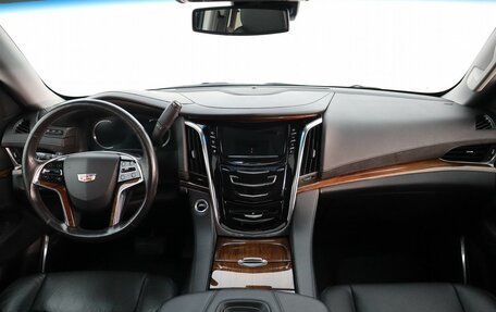 Cadillac Escalade IV, 2015 год, 4 990 000 рублей, 10 фотография