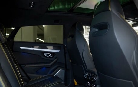 Lamborghini Urus I, 2020 год, 25 000 000 рублей, 22 фотография