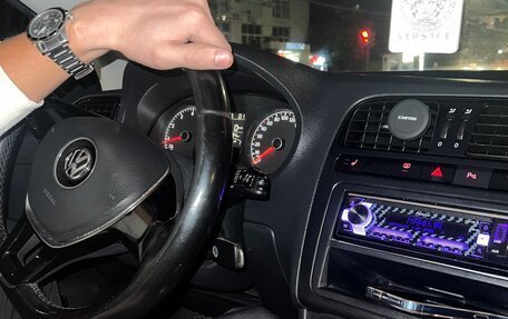 Volkswagen Polo VI (EU Market), 2016 год, 1 250 000 рублей, 15 фотография
