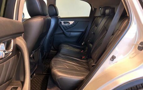 Infiniti FX II, 2008 год, 1 290 000 рублей, 16 фотография