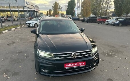 Volkswagen Tiguan II, 2018 год, 3 549 000 рублей, 1 фотография