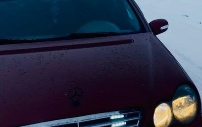 Mercedes-Benz C-Класс, 2004 год, 550 000 рублей, 1 фотография