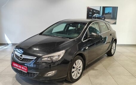 Opel Astra J, 2012 год, 709 000 рублей, 1 фотография