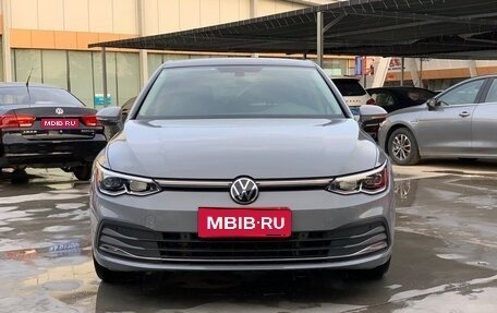 Volkswagen Golf VIII, 2022 год, 1 900 000 рублей, 1 фотография