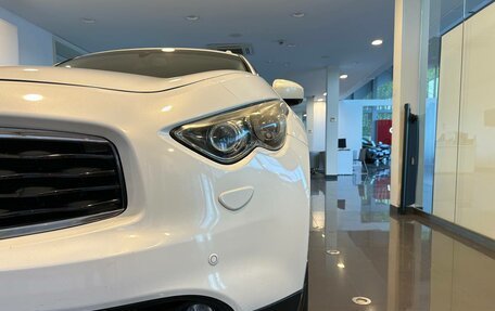Infiniti FX II, 2008 год, 1 290 000 рублей, 25 фотография